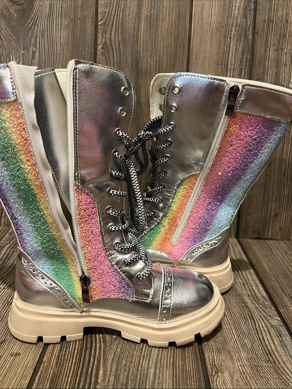 Source Unknown Silver Combat Boots with Rainbow Glitter Panel